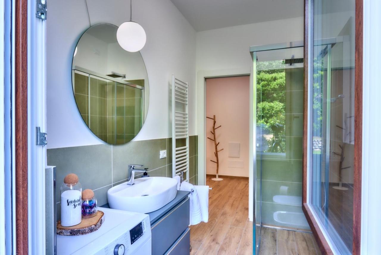 La Casa Di Lucia Lägenhet Lierna Exteriör bild