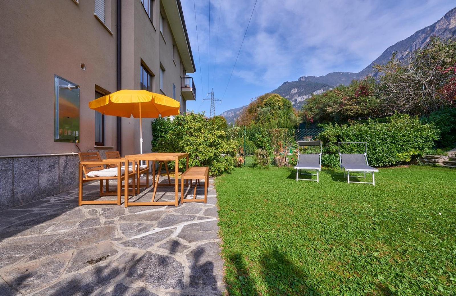 La Casa Di Lucia Lägenhet Lierna Exteriör bild